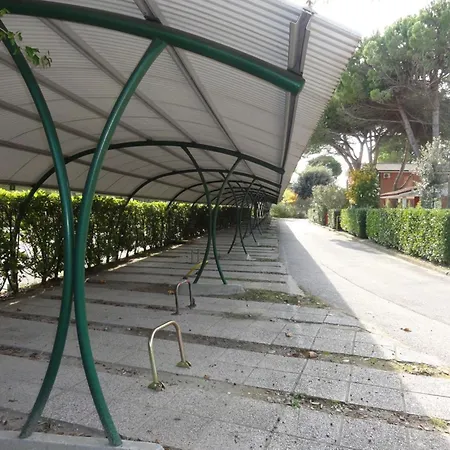 Appartamento Ground-floor Flat With Pool Bibione